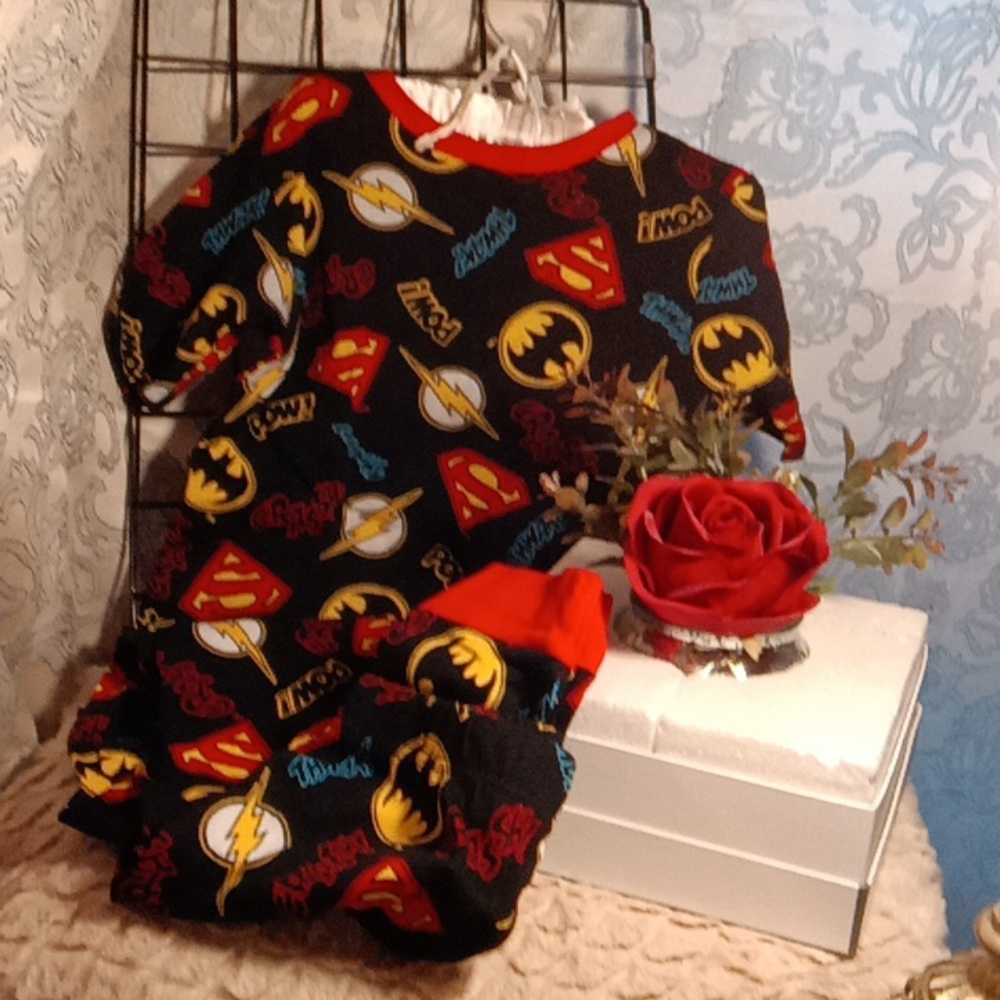 NWT boys pajama set
